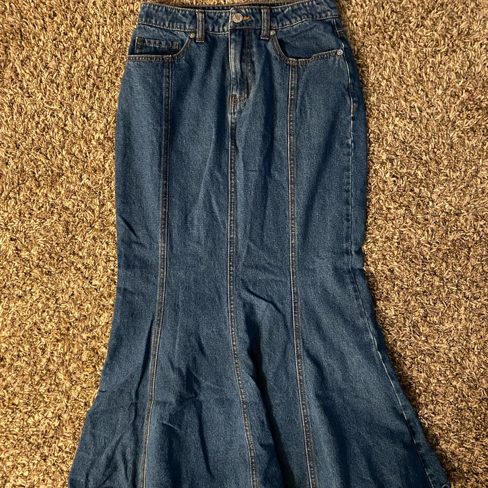 JustFab Dark Blue Flare jean skirt